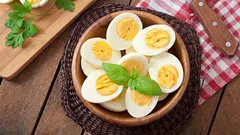 Proč profesionální kuchaři nikdy nevaří vejce po uvaření: tajemství dokonalého jídla